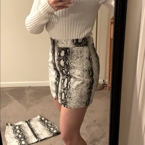Mini skirt